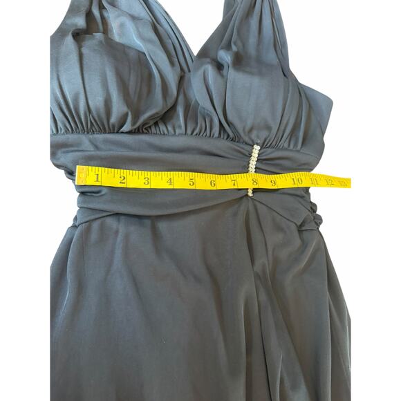 Betsy and Adam Black Gown - Size 10 - Picture 13 of 15